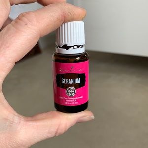 Young Living Geranium Essential Oil